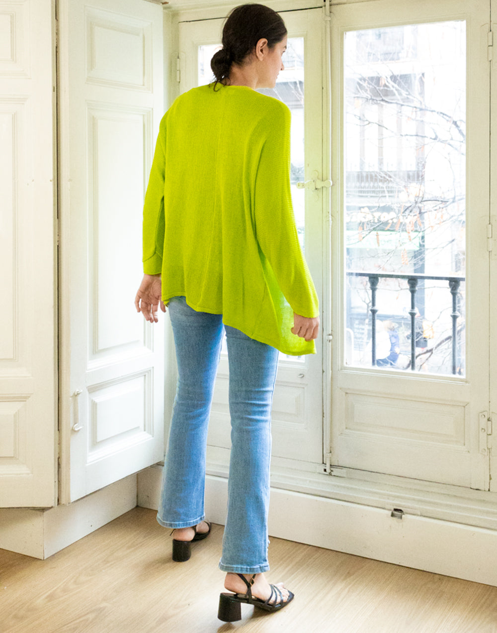 Chaqueta 34 de punto calado verde pistacho muestrarios de ropa y moda de mujer vestir bien con talla grande plus