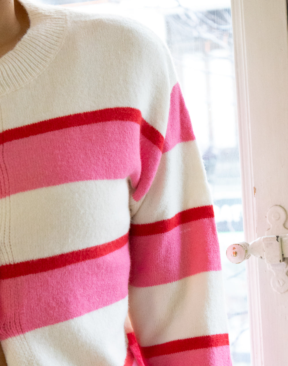 Chaqueta de rayas rosa y crema muestrarios de ropa y moda de mujer vestir bien mujeres de mediana edad