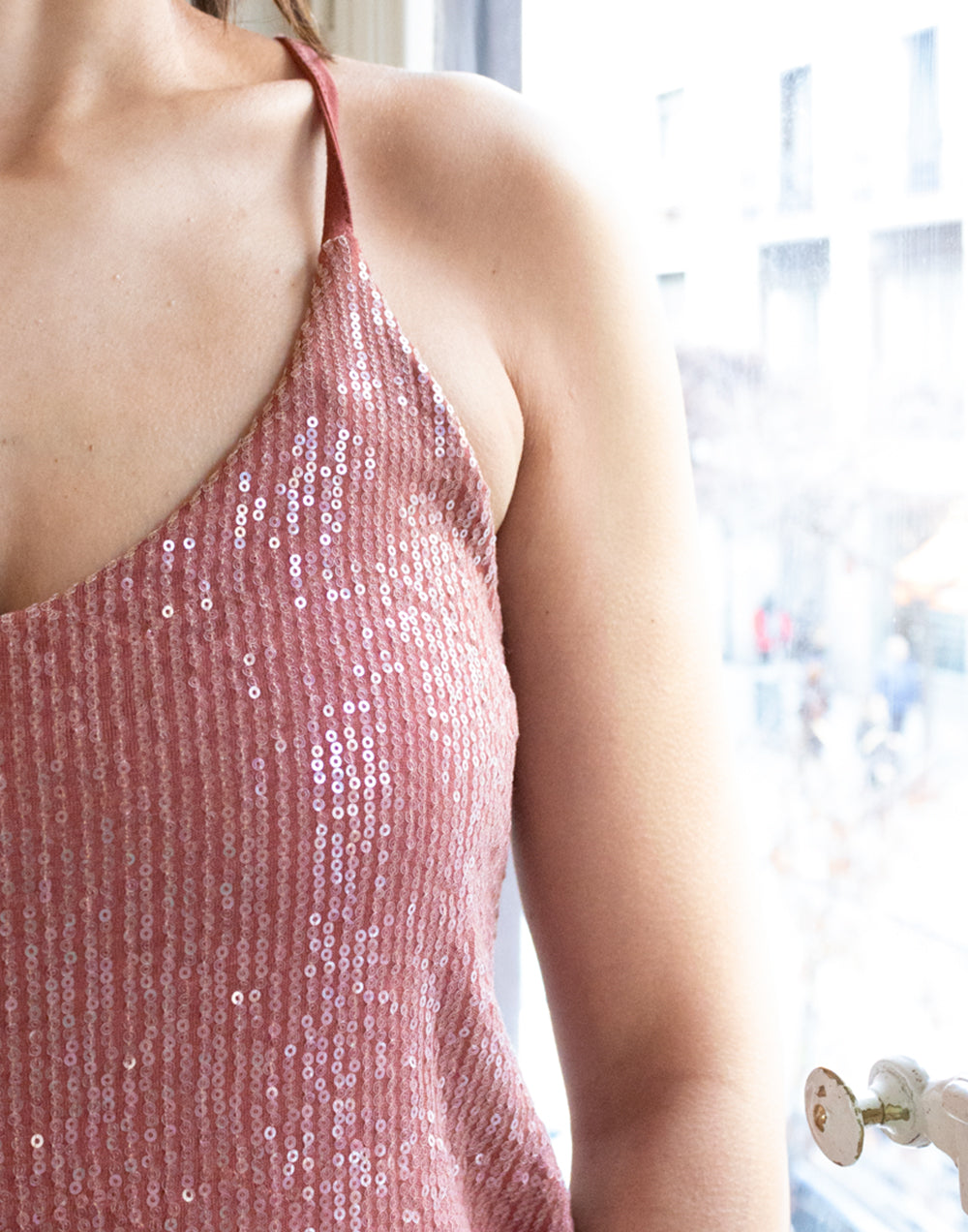 Top de lentejuelas y escote nadadora teja muestrarios de ropa y moda de mujer vestir bien top lencero
