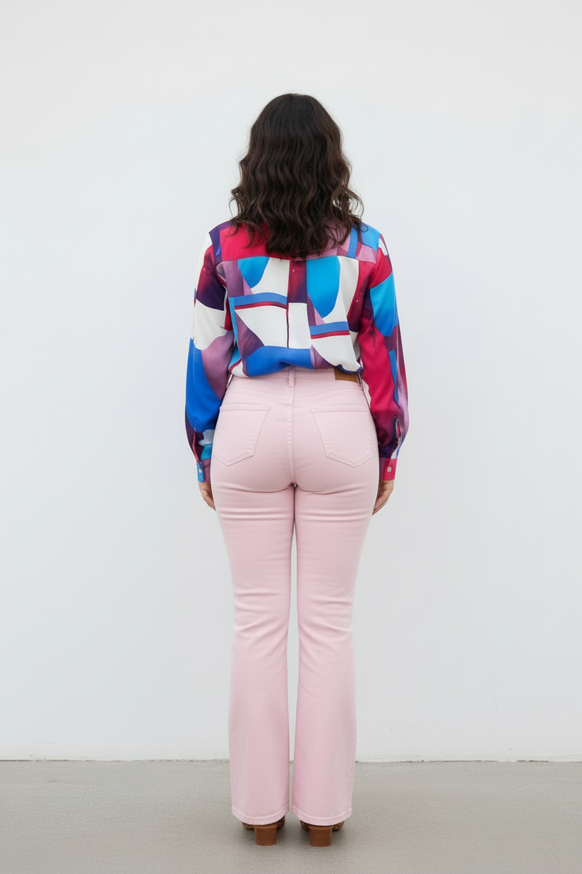 Vaquero recto rosa pastel cinturilla trenzada vista espalda mujer muestrarios