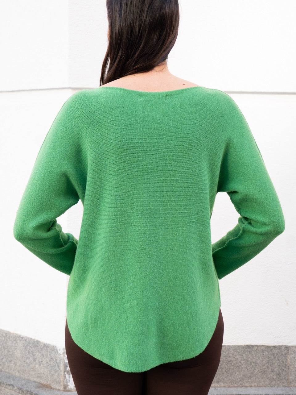 Jersey recto sin costuras cuello pico verde manzana Muestrarios de ropa y moda de mujer vestir bien jerséis de colores