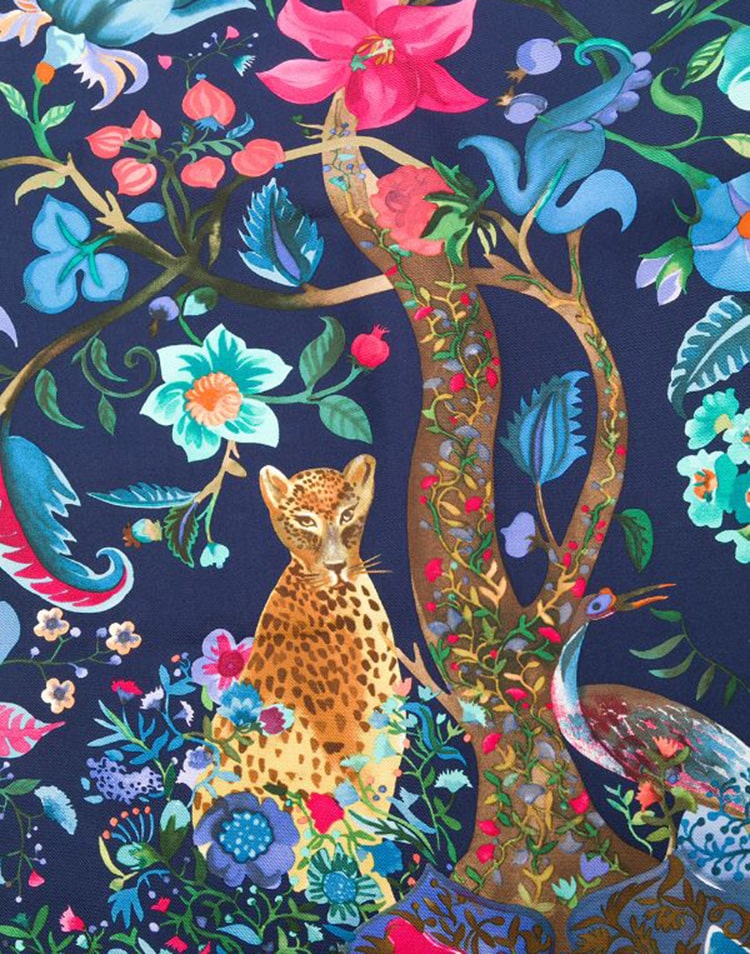 Pañuelo de seda árbol y leopardo azul marino muestrarios tienda de ropa de mujer y accesorios de moda de mujer
