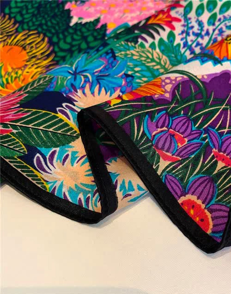 Pañuelo seda cebra muestrarios tienda de ropa de mujer y accesorios de moda de mujer