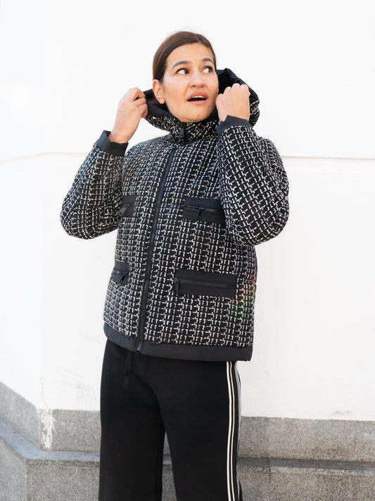 Abrigo acolchado de tweed negro muestrarios de ropa y moda de mujer vestir bien con talla grande plus 