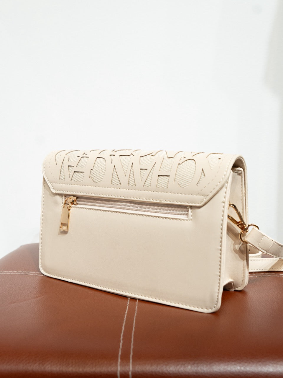 Bolso mediano exchange blanco marfil muestrarios de ropa y moda de mujer accesorios