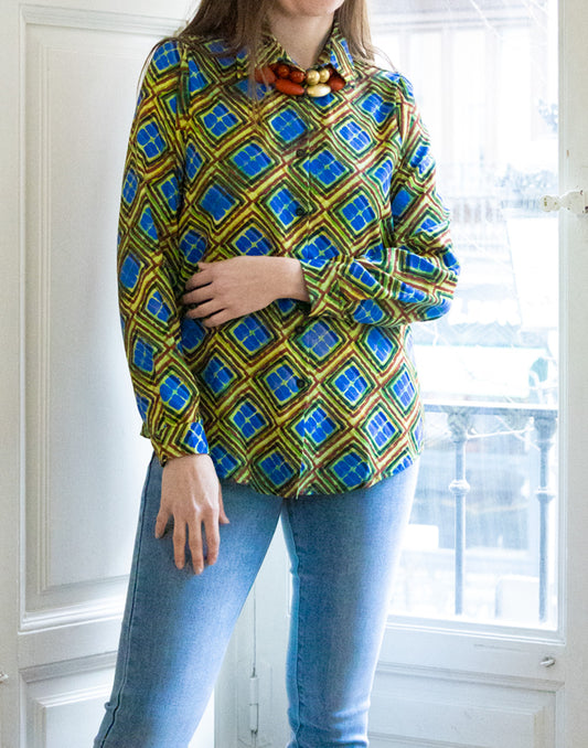 Camisa de punto estampado geométrico de rombos verde muestrarios de ropa y moda de mujer vestir bien con talla grande plus