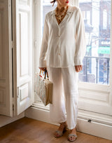 Camisa fluida de jacquard blanco muestrarios de ropa y moda de mujer vestir bien con talla grande plus