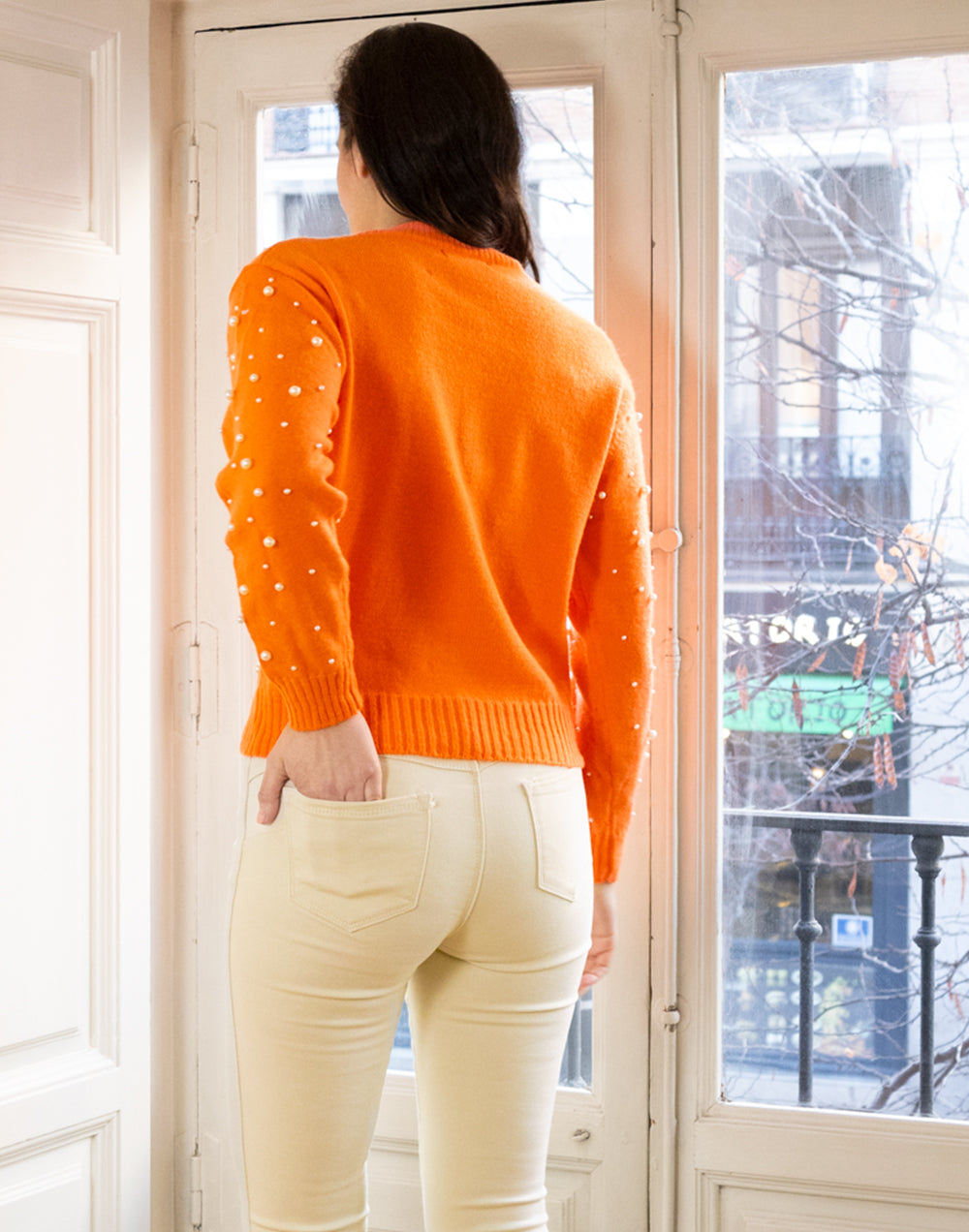 Chaqueta bomber de punto con apliques de perlas naranja muestrarios de ropa y moda de mujer ideas vestir mujer mediana edad