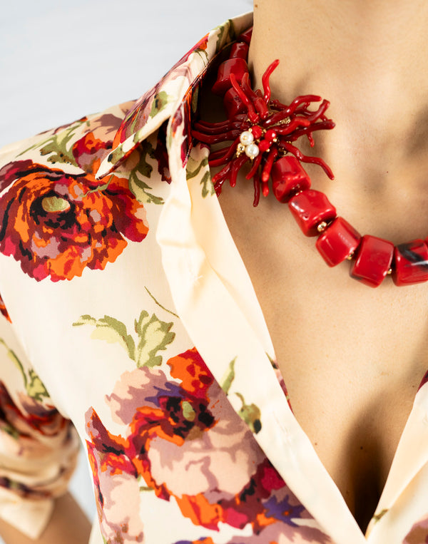 Collar resina corales rojos y micro-perlas muestrarios de ropa y accesorios de mujer