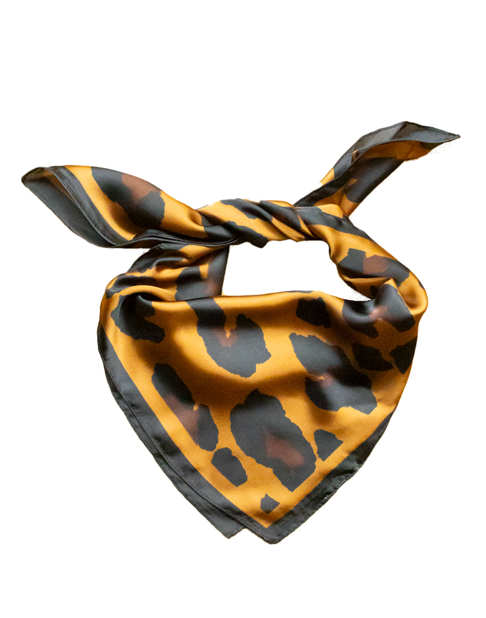 Pañuelo de seda con estampado animal print tienda de ropa mujeres muestrarios accesorios complementos seda animal print leopardo