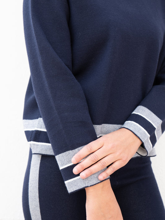 Jersey Pantalón de punto tobillero con raya lateral azul marino muestrarios de moda mujer conjunto punto 