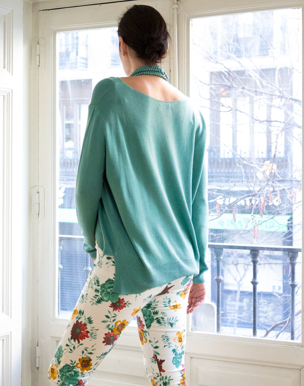 Jersey de punto fino cuello barco recto aguamarina muestrarios de ropa y moda de mujer vestir bien con talla grande plus