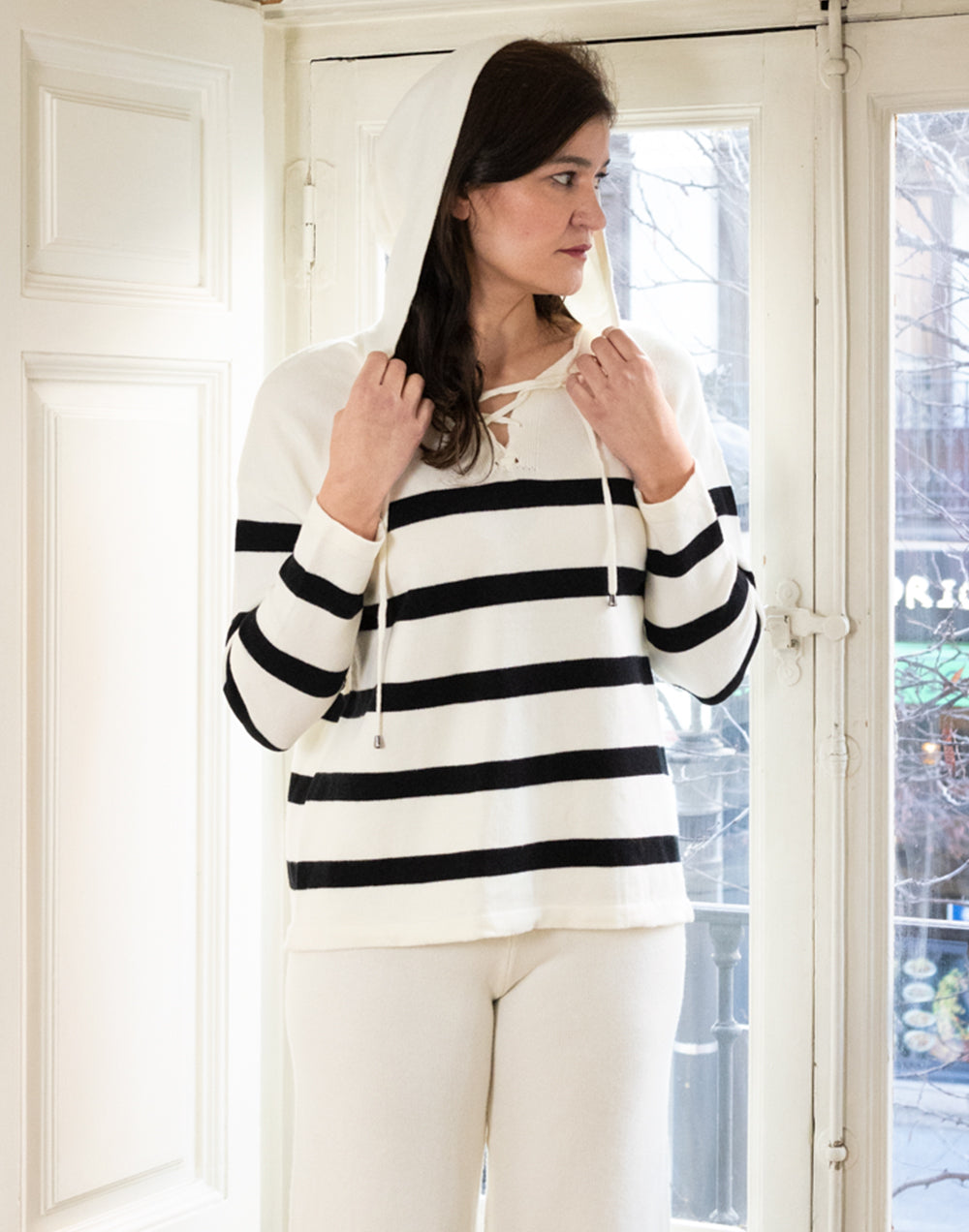 Jersey marinero con capucha blanco muestrarios de ropa y moda de mujer ideas para vestir con talla grande plus