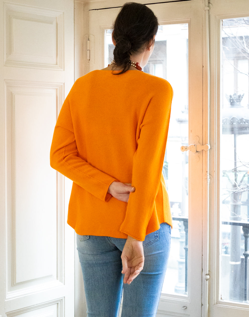 Jersey recto sin costuras cuello barco naranja muestrarios de ropa y moda de mujer vestir bien con talla grande plus