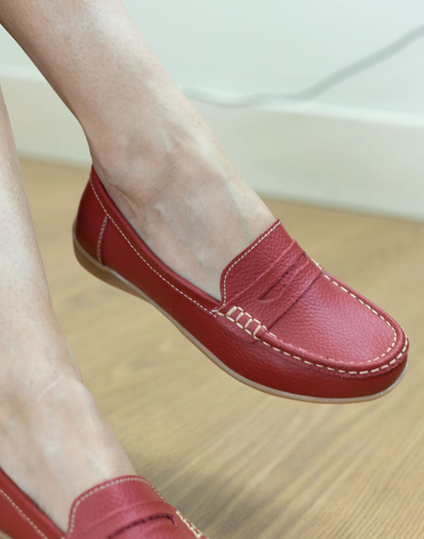Mocasines clásico de piel extra flexible rojo muestrarios de ropa y moda de mujer calzado cómodo