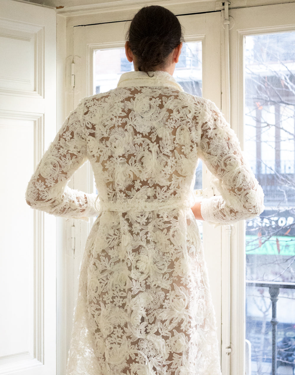 Vestido camisero de tul bordado blanco muestrarios de ropa y moda de mujer vestir bien vestido espectacular