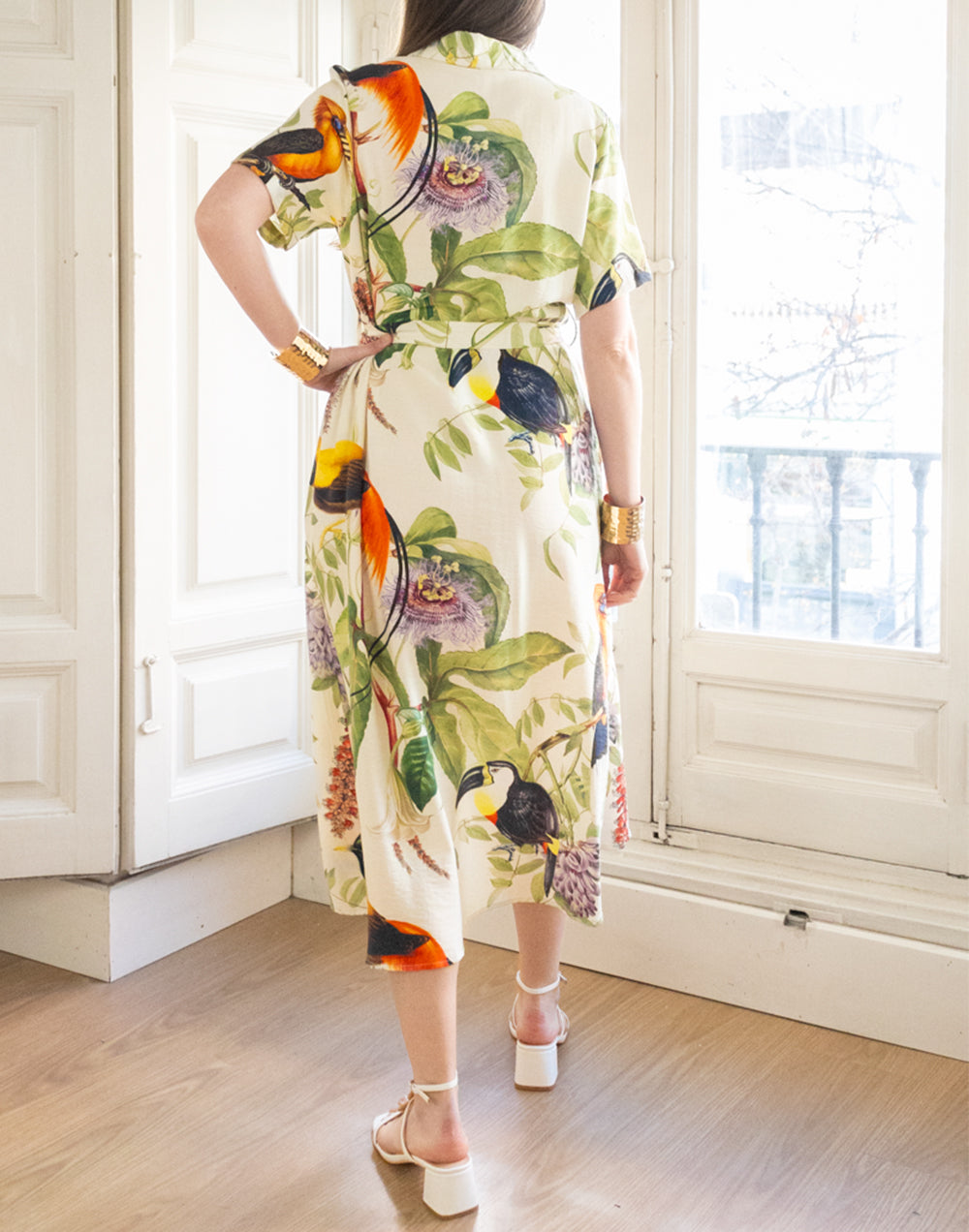Vestido camisero manga corta estampado tropical verde muestrarios de ropa y moda de mujer vestir bien con talla grande plus