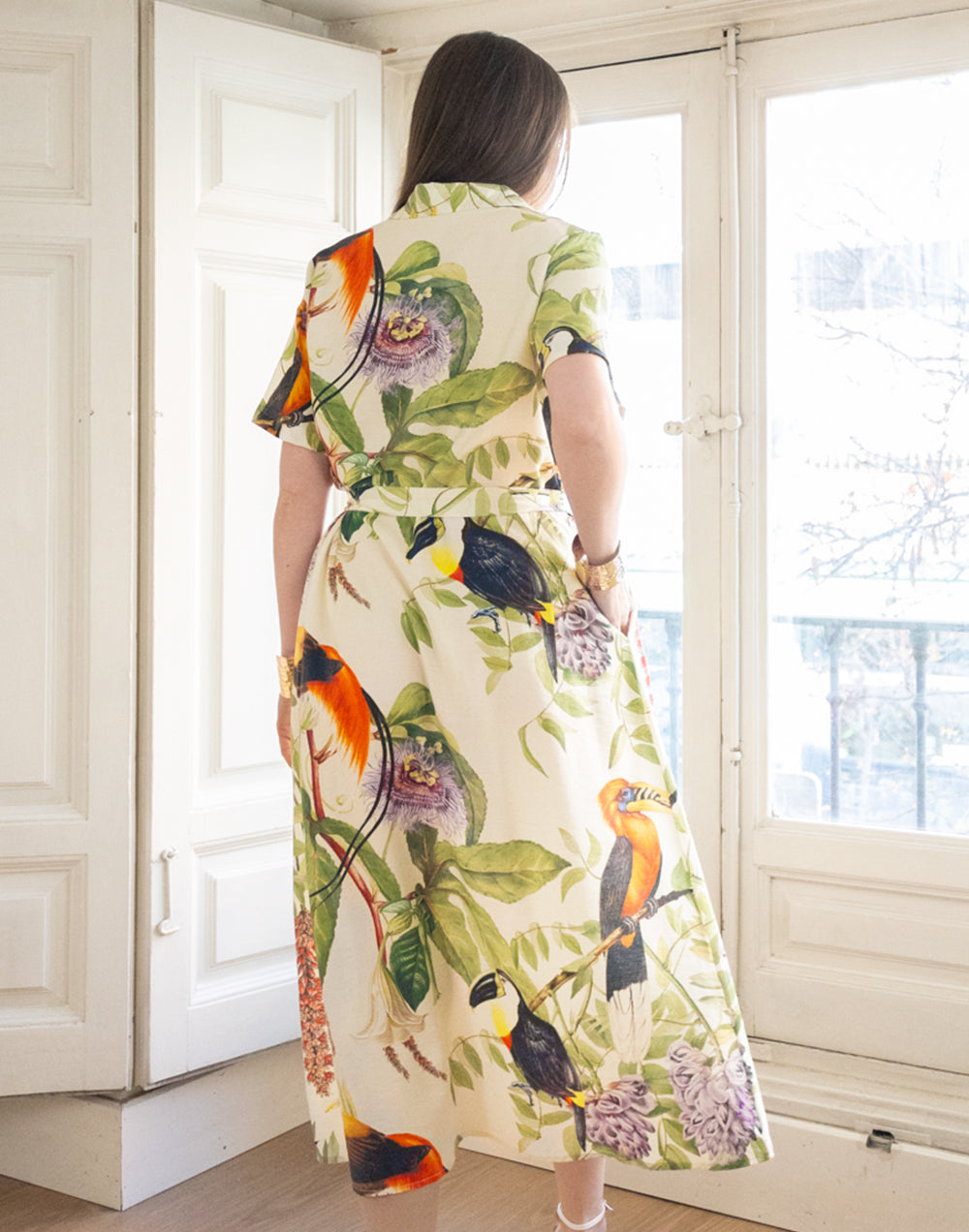 Vestido camisero manga corta estampado tropical verde muestrarios de ropa y moda de mujer vestir bien con talla grande plus