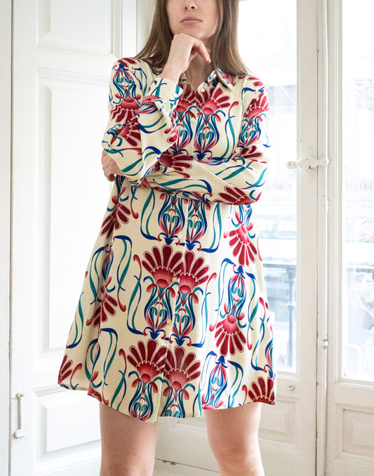 Vestido corto camisero estampado damasco rosa muestrarios de ropa y moda de mujer vestir bien con talla grande plus