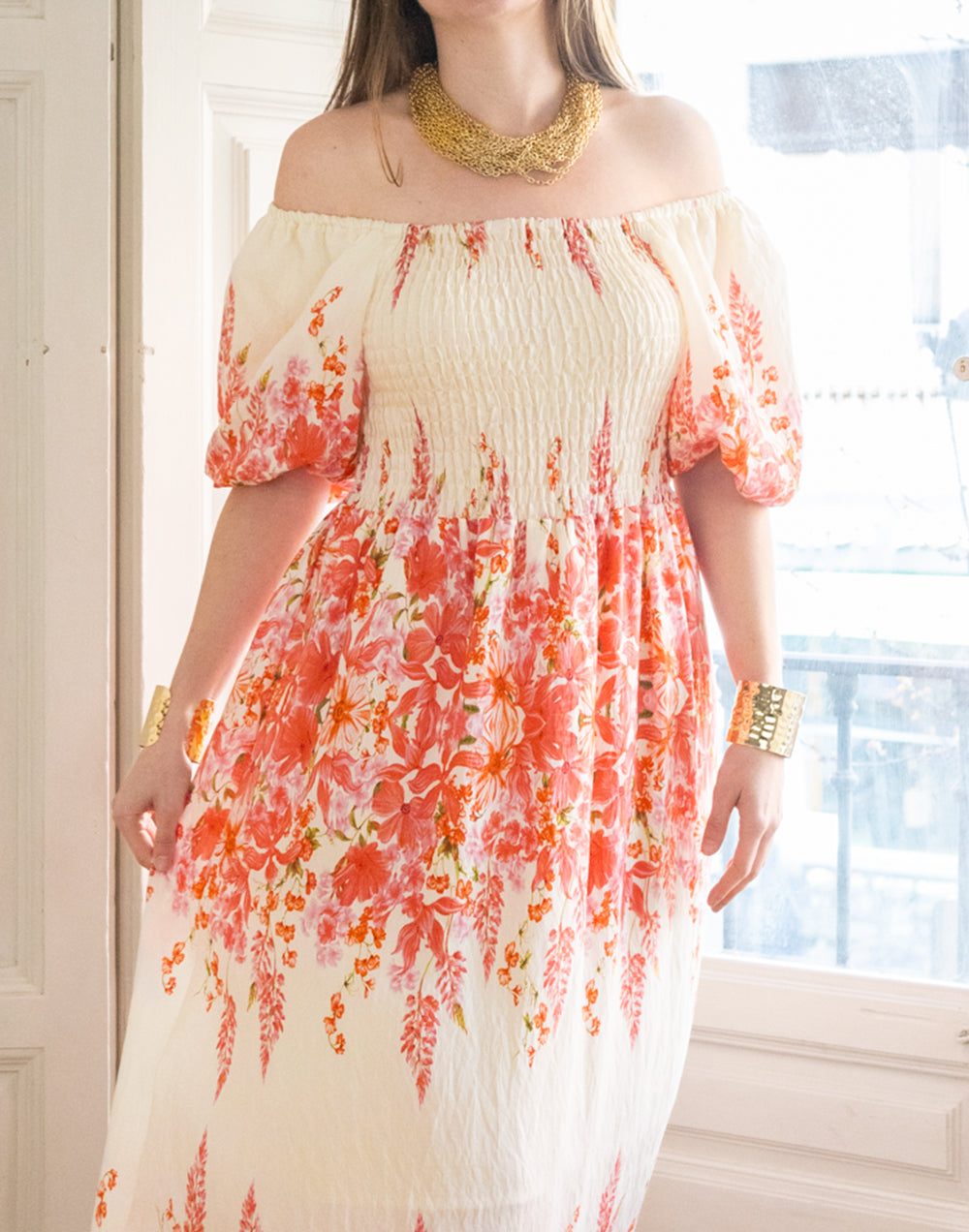 Vestido largo nido de abeja con estampado de flores coral muestrarios de ropa y accesorios de mujer vestir bien ideas invitada mediana edad
