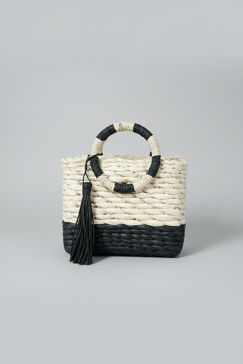 Bolso crudo negro frontal sin etiqueta