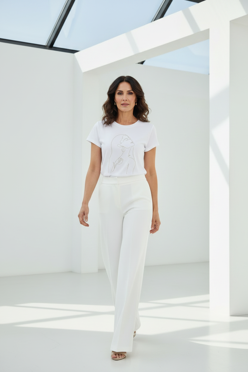 Camiseta blanca - en movimiento