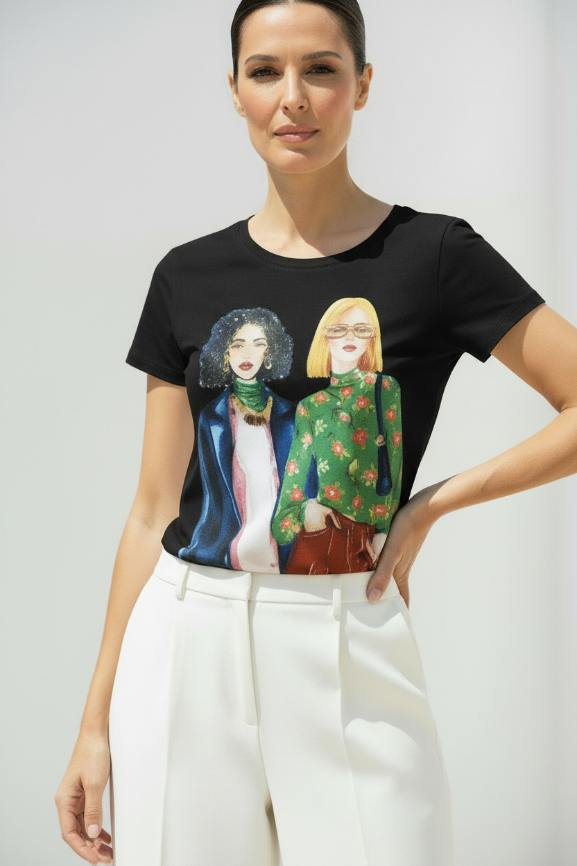 Camiseta negra detalle