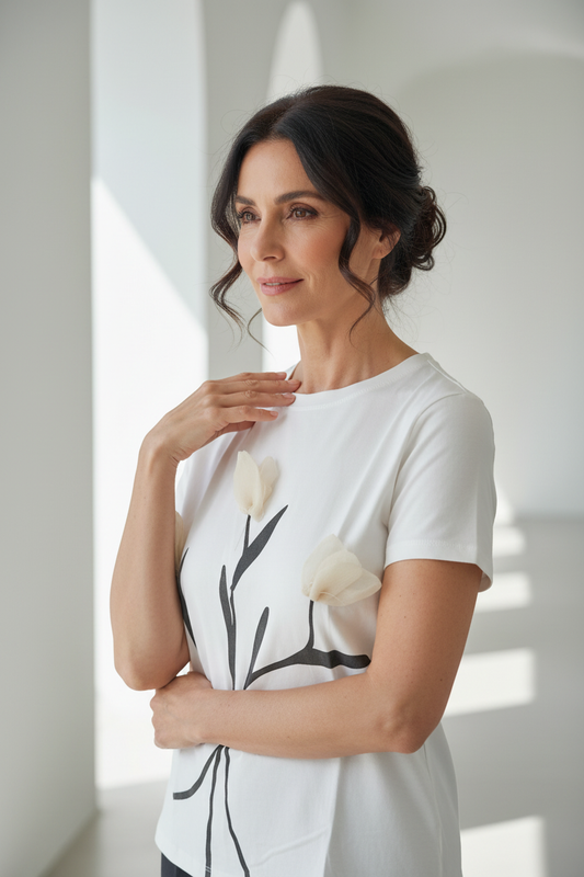 Camiseta tulipanes detalle