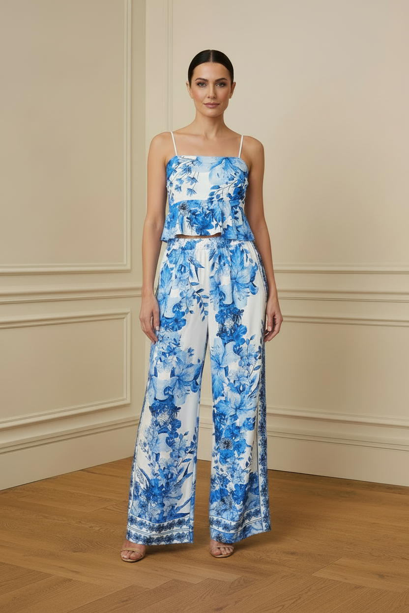 Top camisola floral porcelana azul - vista frontal conjunto