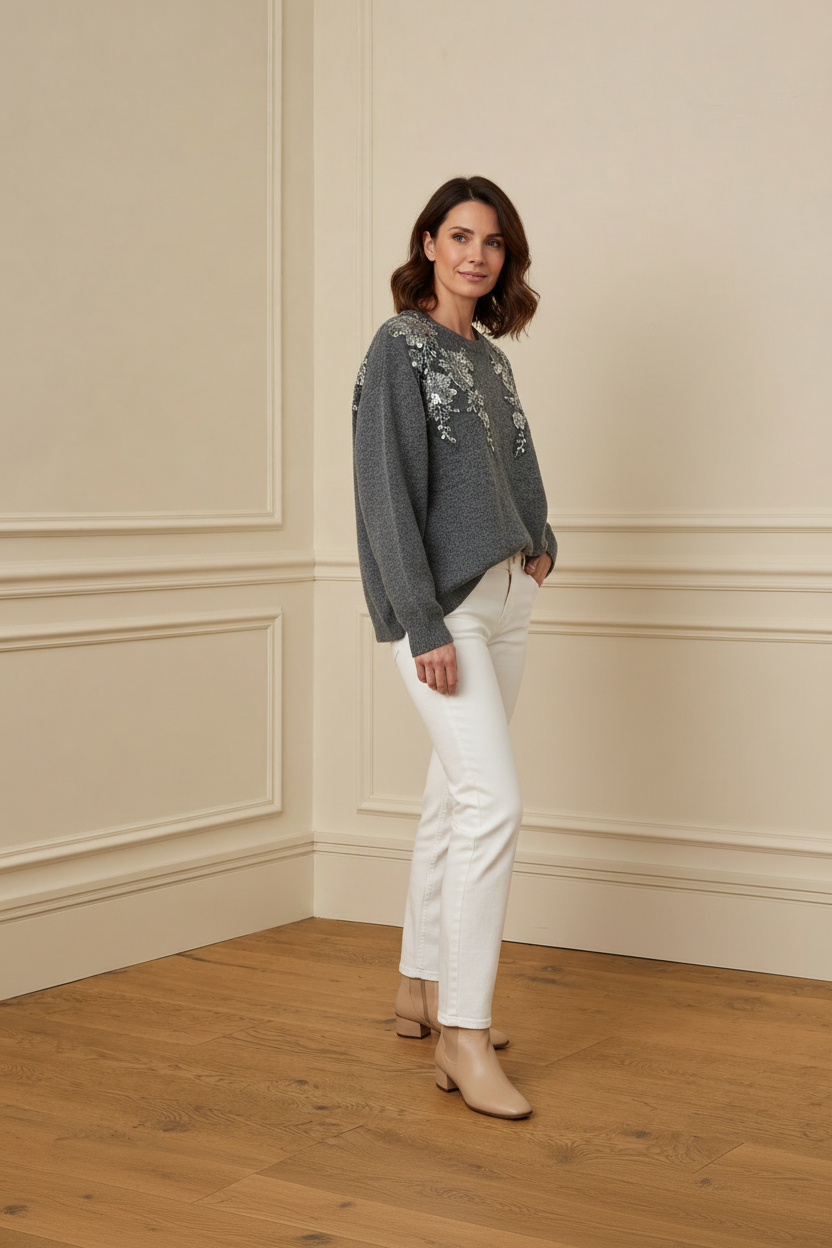 Jersey gris bordado con lentejuelas tres cuartos lateral