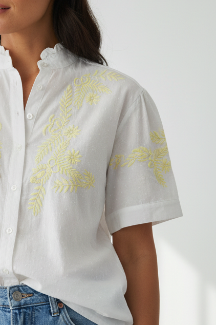 Camisa bordado floral amarillo blanco