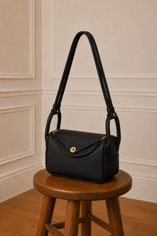 Bolso de hombro negro piel vegana