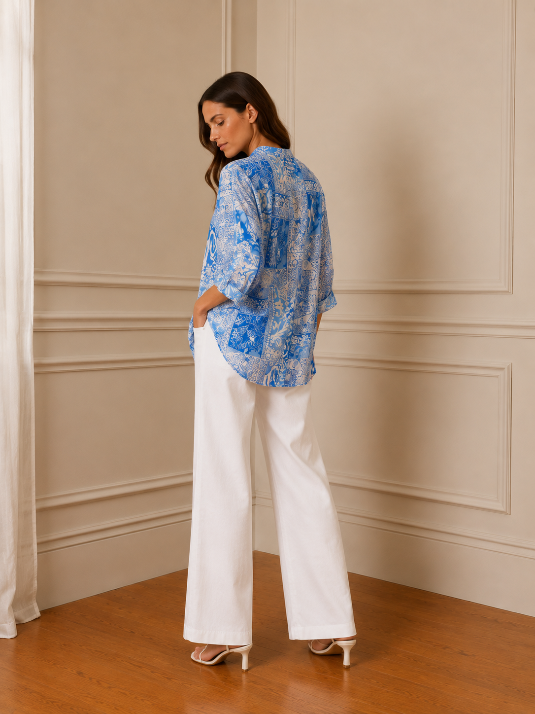 Camisa oversize patchwork azulejo - vista espalda