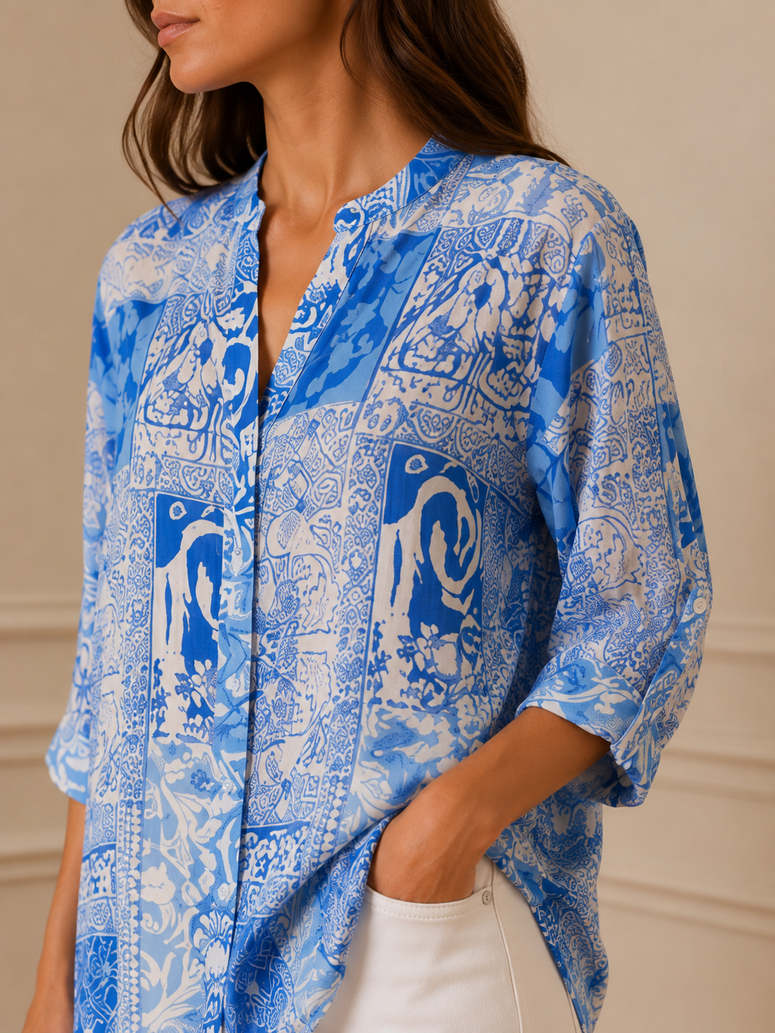 Camisa oversize patchwork azulejo - detalle estampado