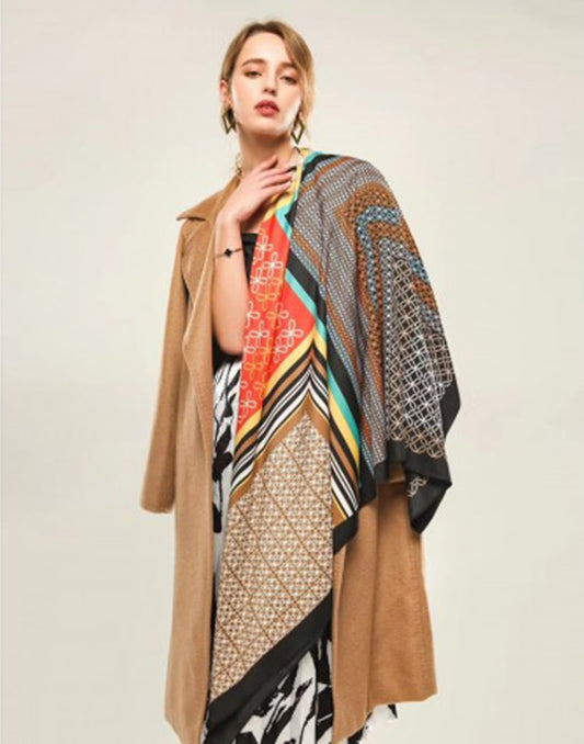 Pañuelo cuadrado seda geométrico muestrarios tienda de ropa de mujer y accesorios de moda de mujer
