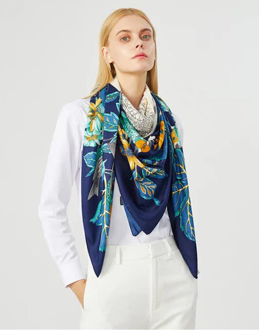 Pañuelo de seda otoño en el bosque azul muestrarios tienda de ropa de mujer y accesorios de moda de mujer